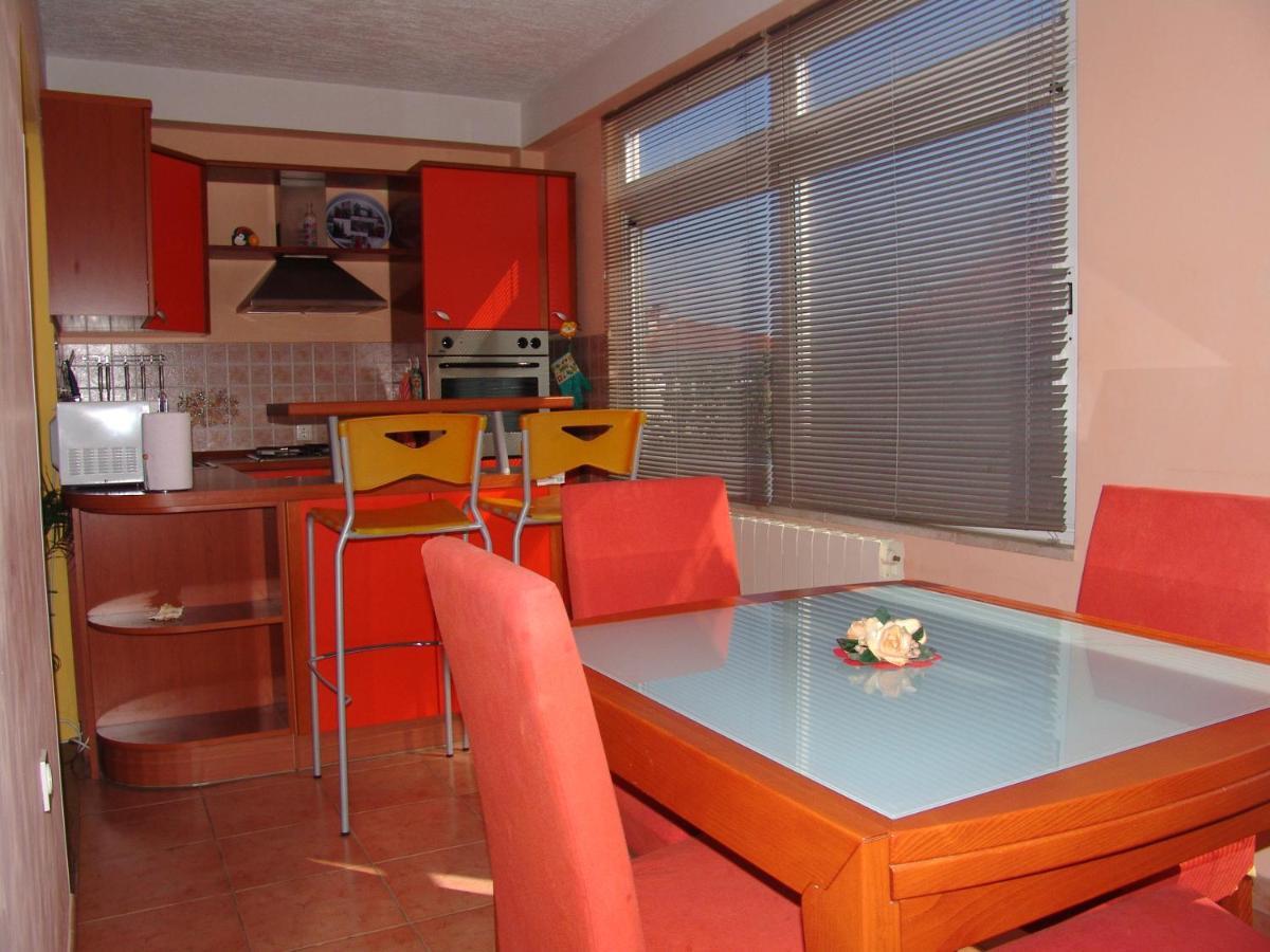 Apartments Bozica 克尔克 外观 照片