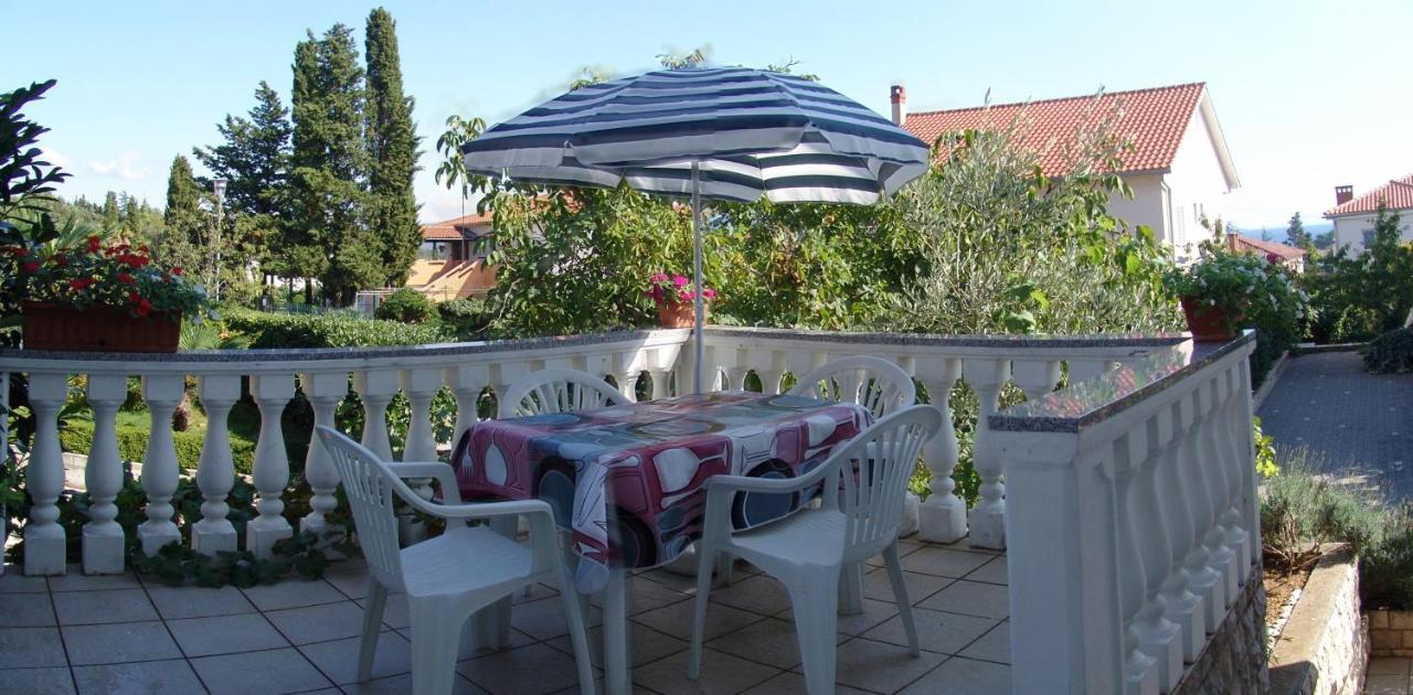 Apartments Bozica 克尔克 外观 照片
