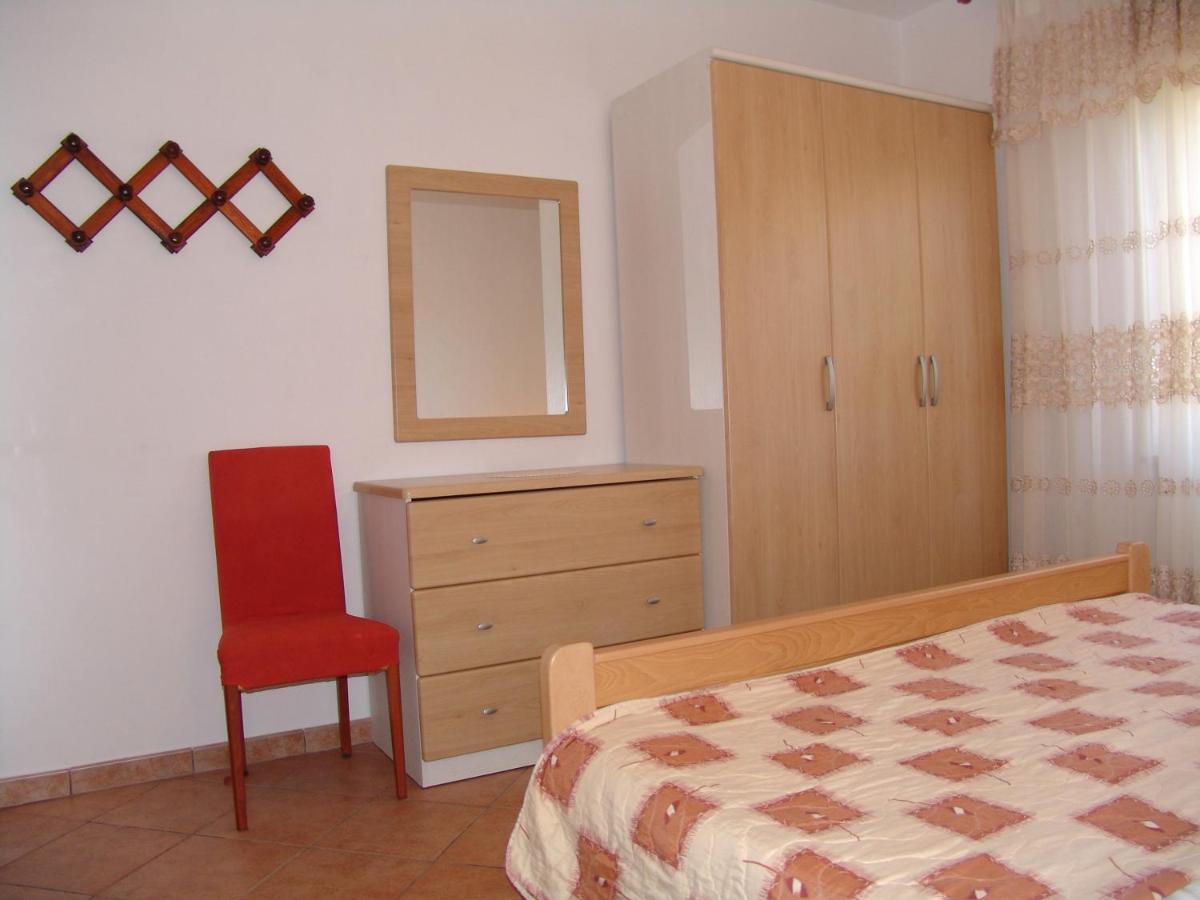 Apartments Bozica 克尔克 外观 照片