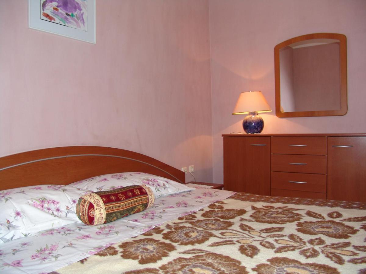 Apartments Bozica 克尔克 外观 照片